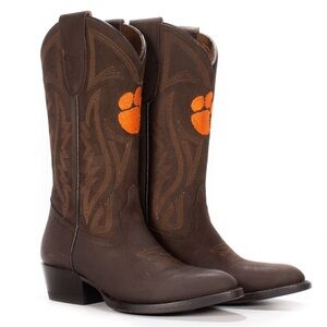 Clemson Tigers Women’s cowboy boots **fits like a 7.5, actual 8.5 brown leather